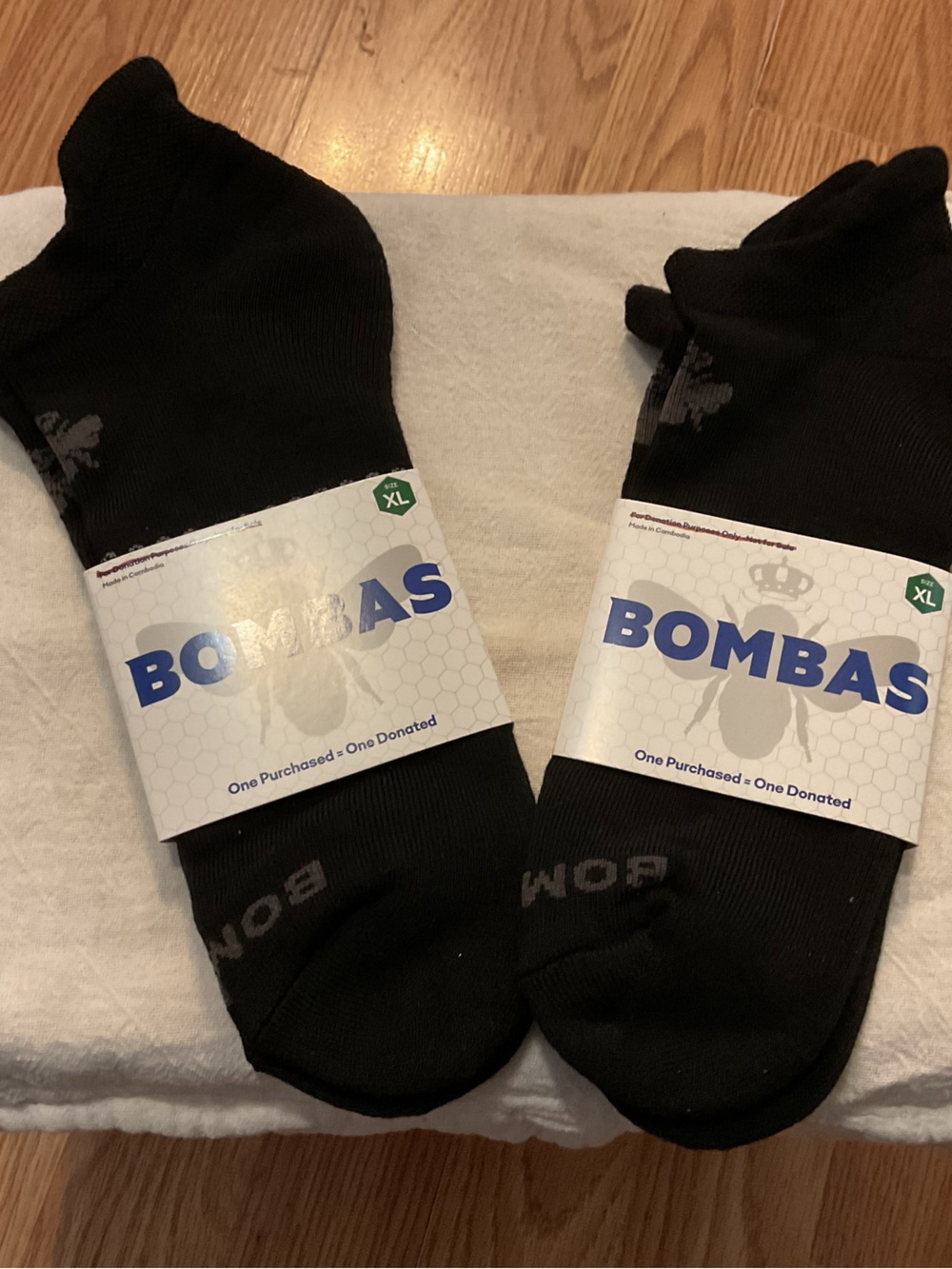 Bombas Men's Black Ankle Socks - XL Honeycomb Arch Support Blister Tab 2Pr.